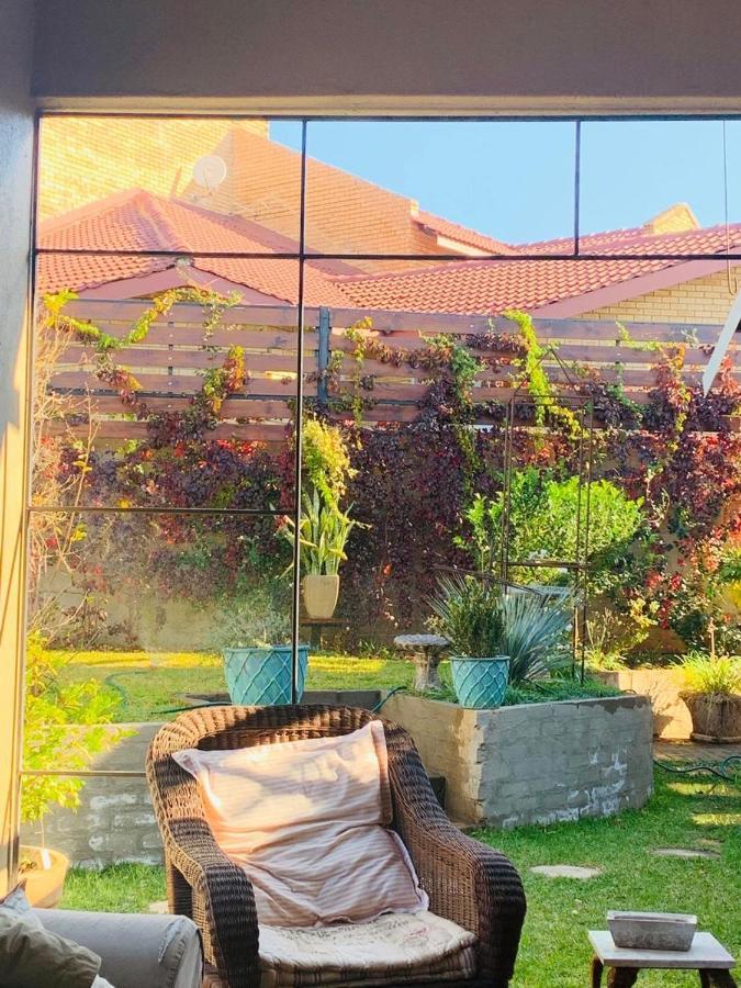 טזאנין Douglas Villas מראה חיצוני תמונה